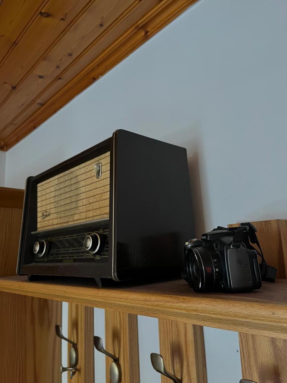 Andria'S Apartment ジロカストラ エクステリア 写真